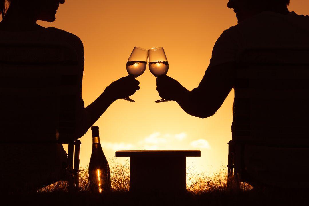 Wein & Erotik: Wie der richtige Wein die Stimmung anheizt - DaniChou-Store